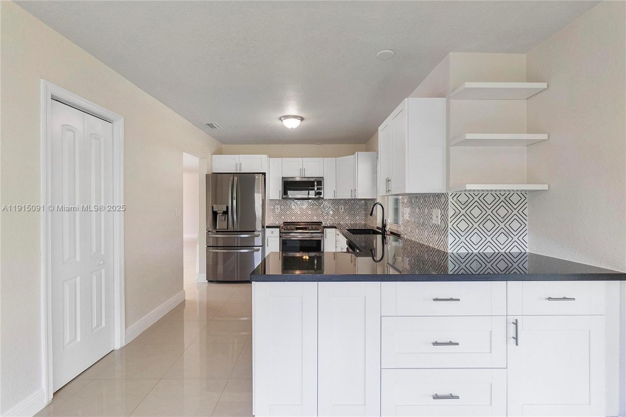 3880 Coral Hills Dr, Coral Springs, FL 33065 Photo