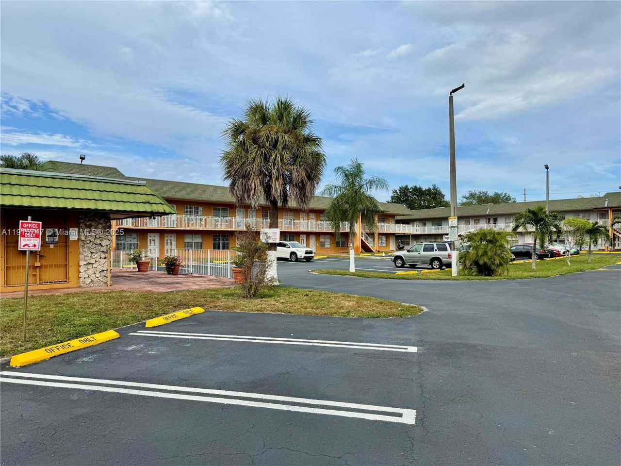 291 NW 177th St, Unit C-110, Miami Gardens, FL 33169 Photo