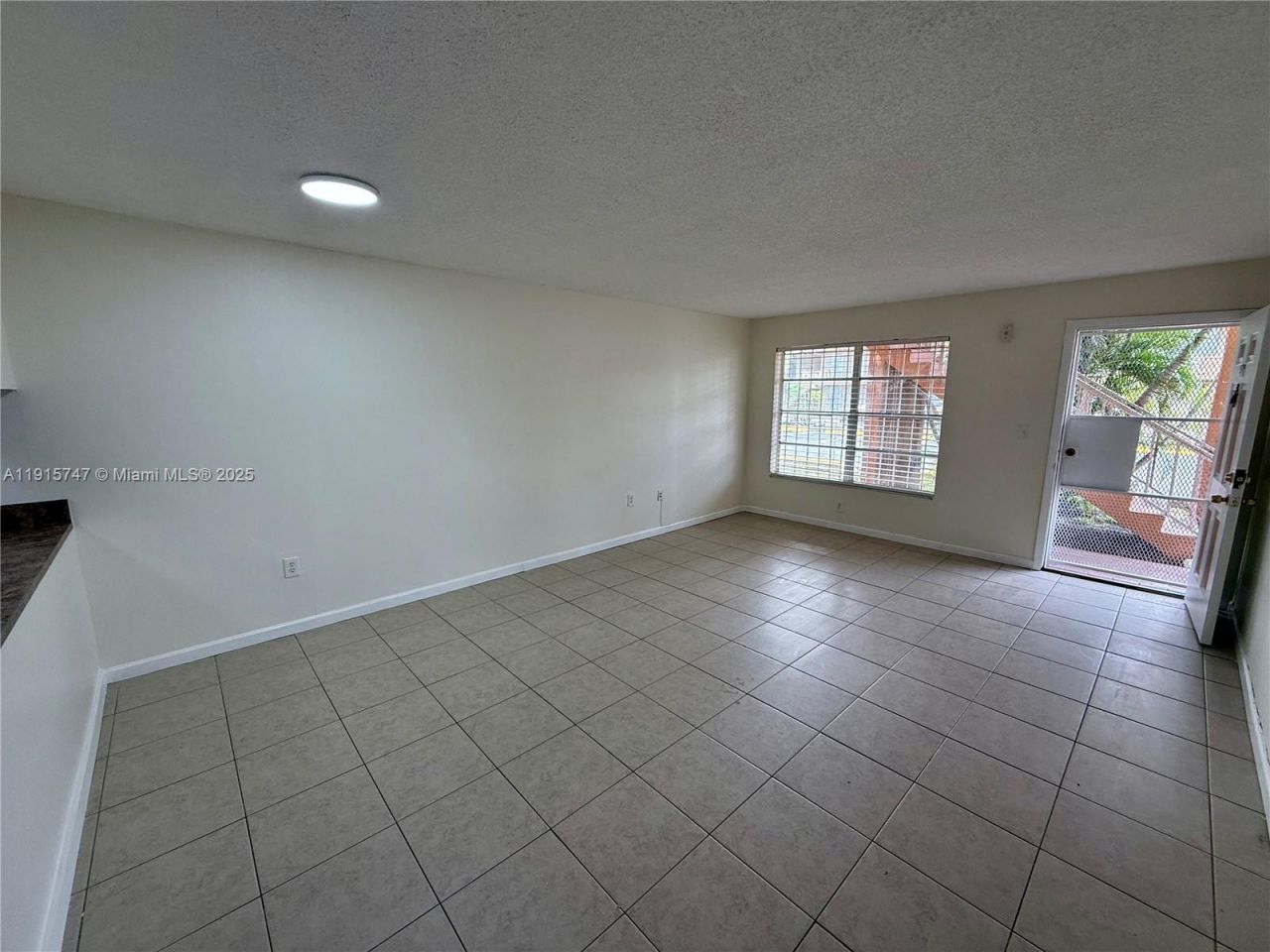 291 NW 177th St, Unit C-110, Miami Gardens, FL 33169 Photo