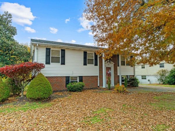 201 Nedra Drive, Barboursville, WV 25504