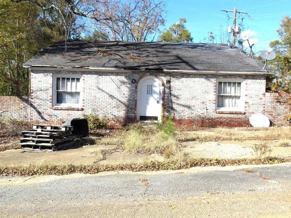 103 5th Street, Rison, AR 71665