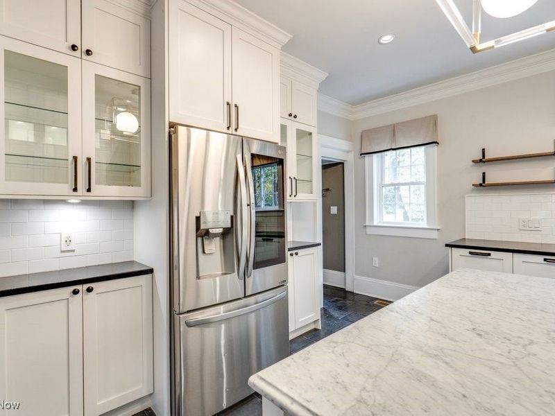 456 Merriman Road, Akron, OH 44303 Photo 16