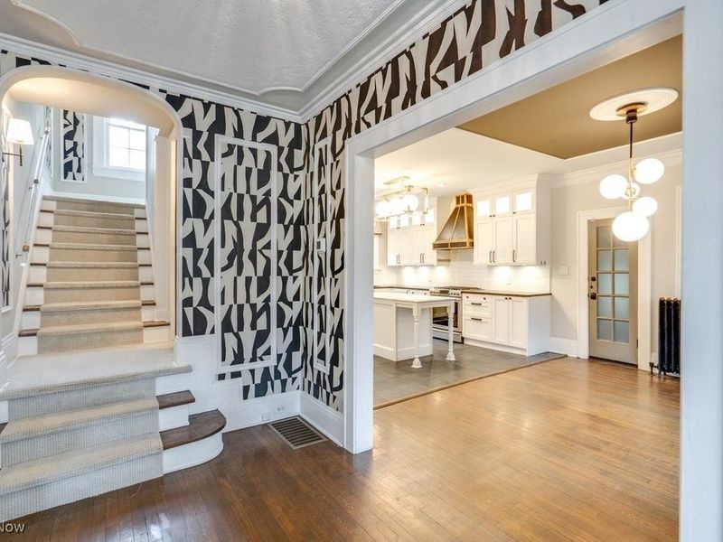 456 Merriman Road, Akron, OH 44303 Photo 3