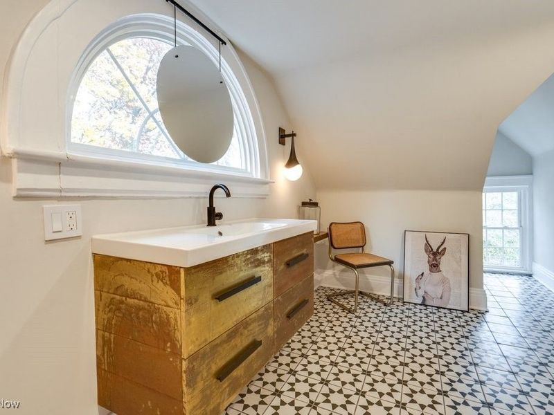 456 Merriman Road, Akron, OH 44303 Photo 36