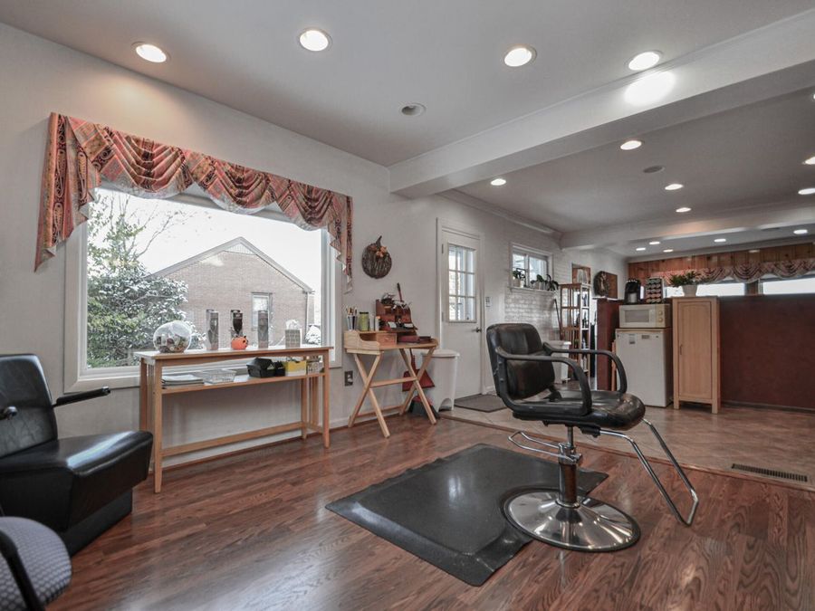 Property Image 16