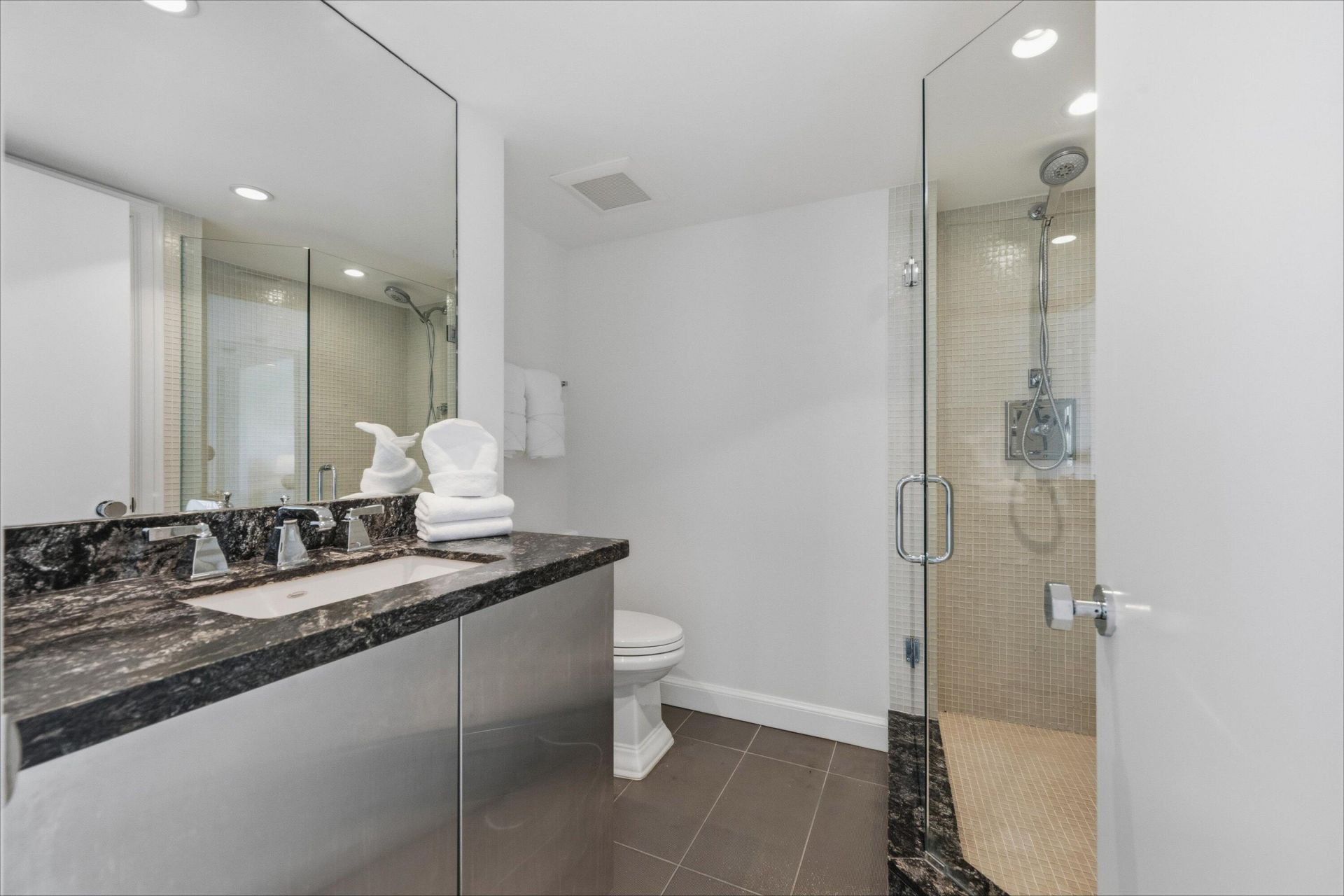 100 Sunrise Avenue, Unit 520/521, Palm Beach, FL 33480 Photo