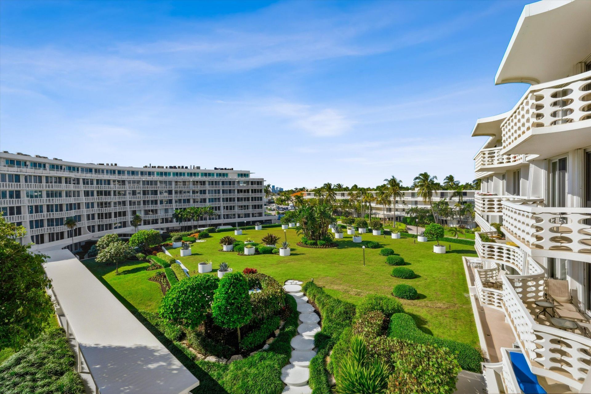 100 Sunrise Avenue, Unit 520/521, Palm Beach, FL 33480 Photo