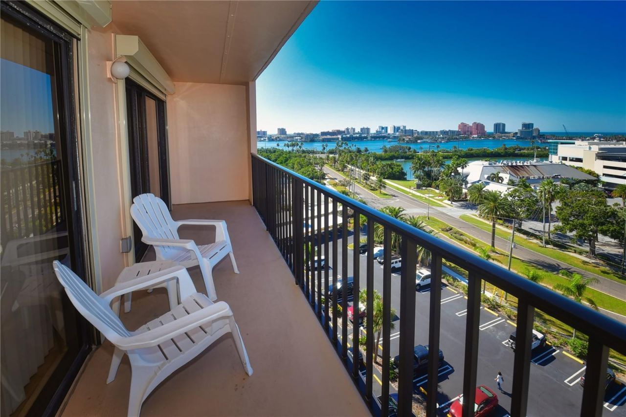51 Island Way, Unit 909, Clearwater, FL 33767 Photo
