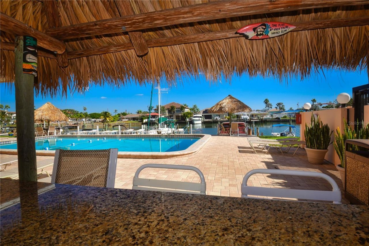 51 Island Way, Unit 909, Clearwater, FL 33767 Photo