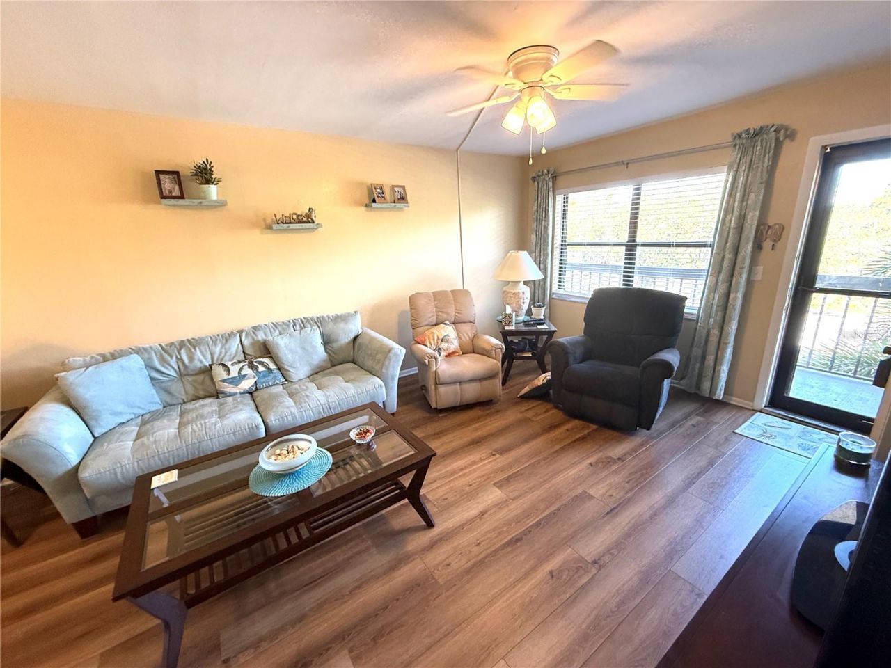 315 30th Avenue W, Unit B305, Bradenton, FL 34205 Photo