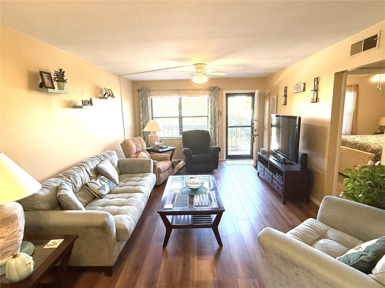 315 30th Avenue W, Unit B305, Bradenton, FL 34205 Photo