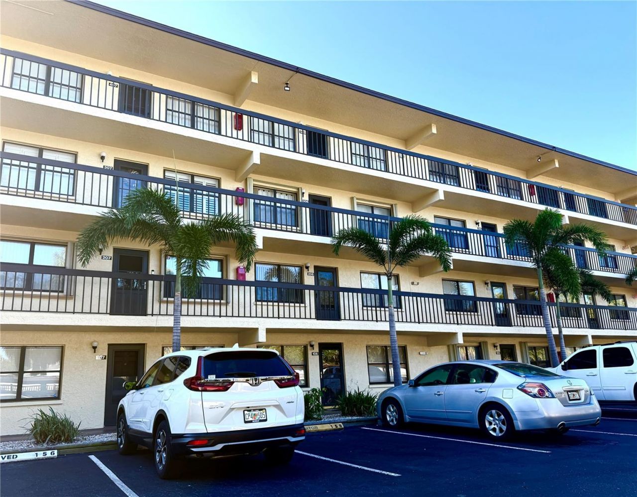 315 30th Avenue W, Unit B305, Bradenton, FL 34205 Photo