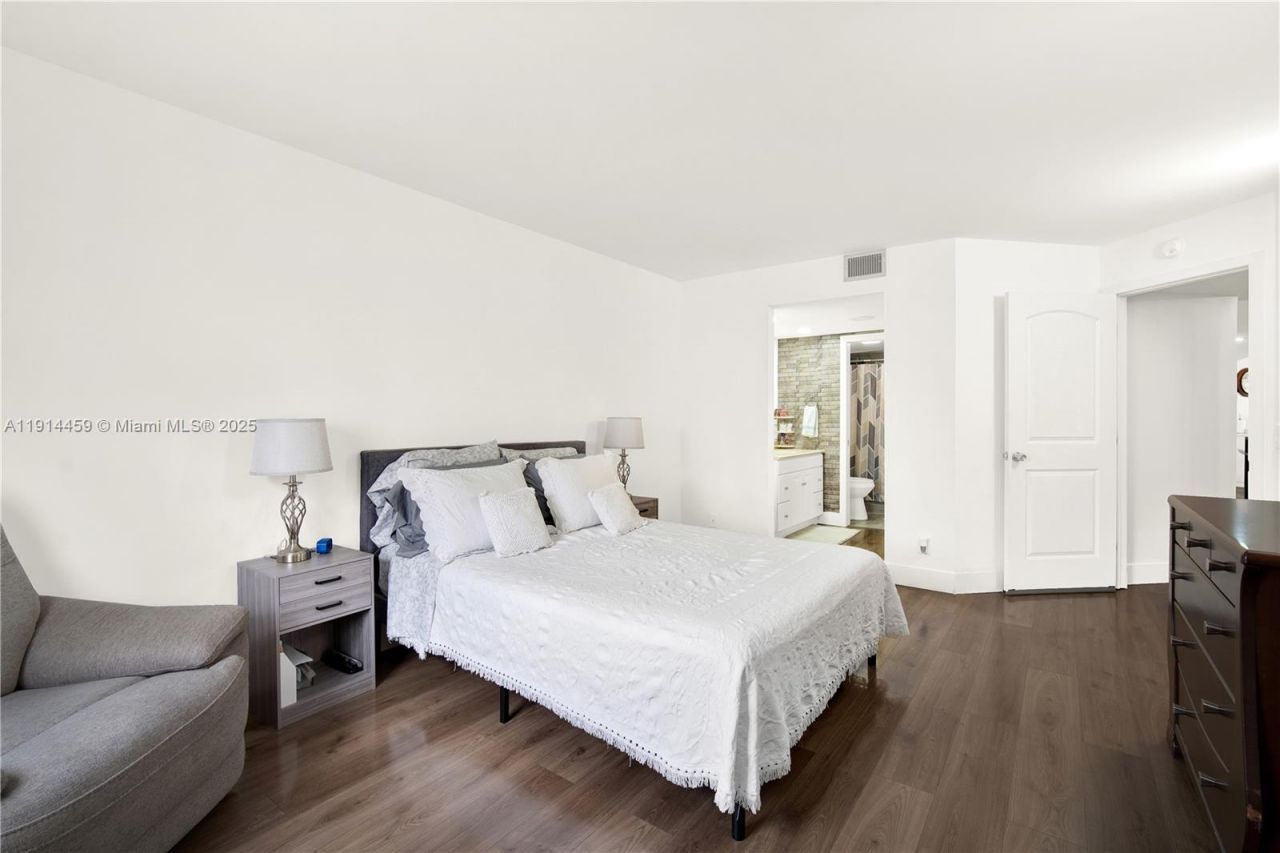 1100 SW 130th Ave, Unit 112H, Pembroke Pines, FL 33027 Photo