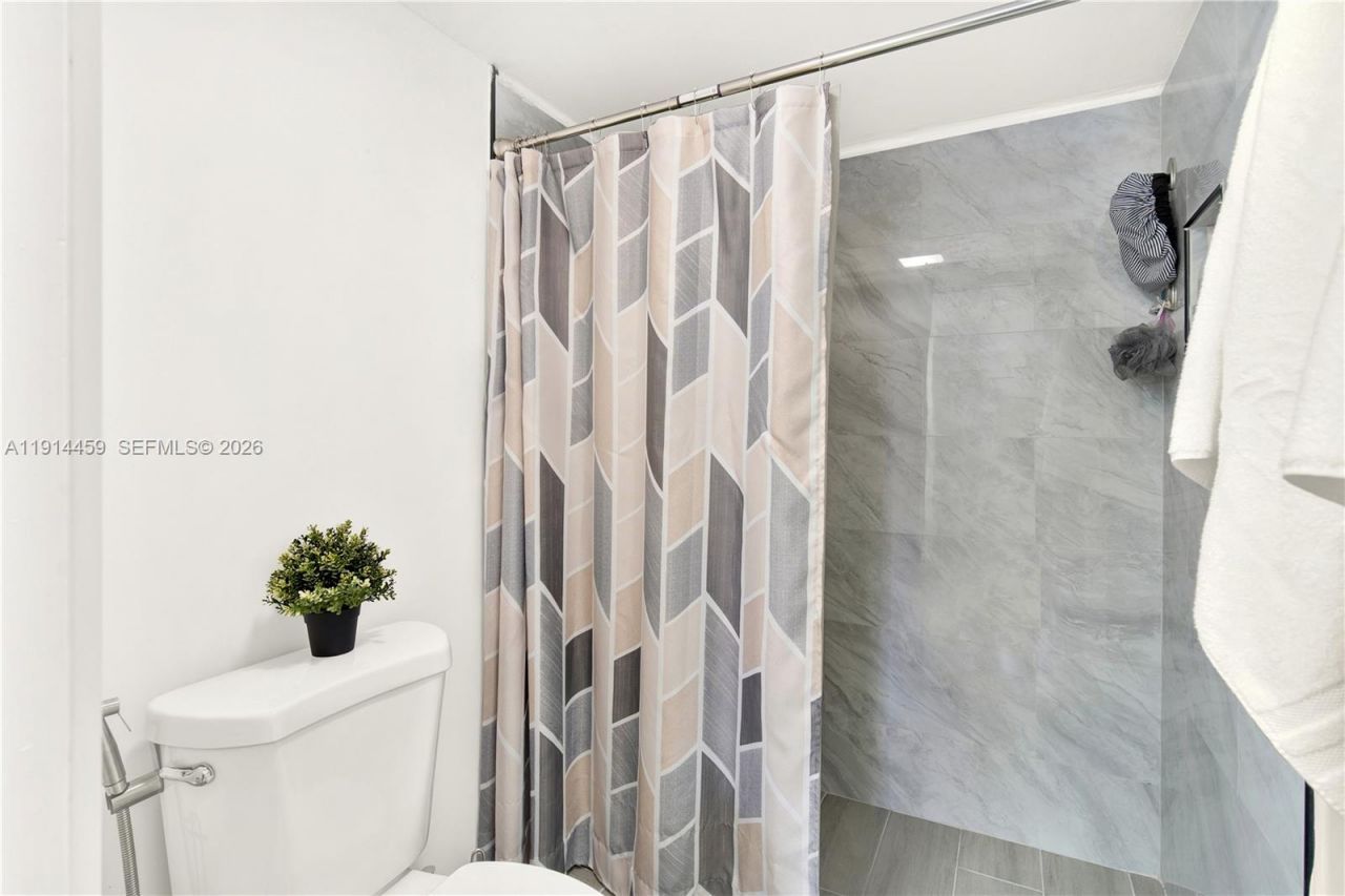 1100 SW 130th Ave, Unit 112H, Pembroke Pines, FL 33027 Photo