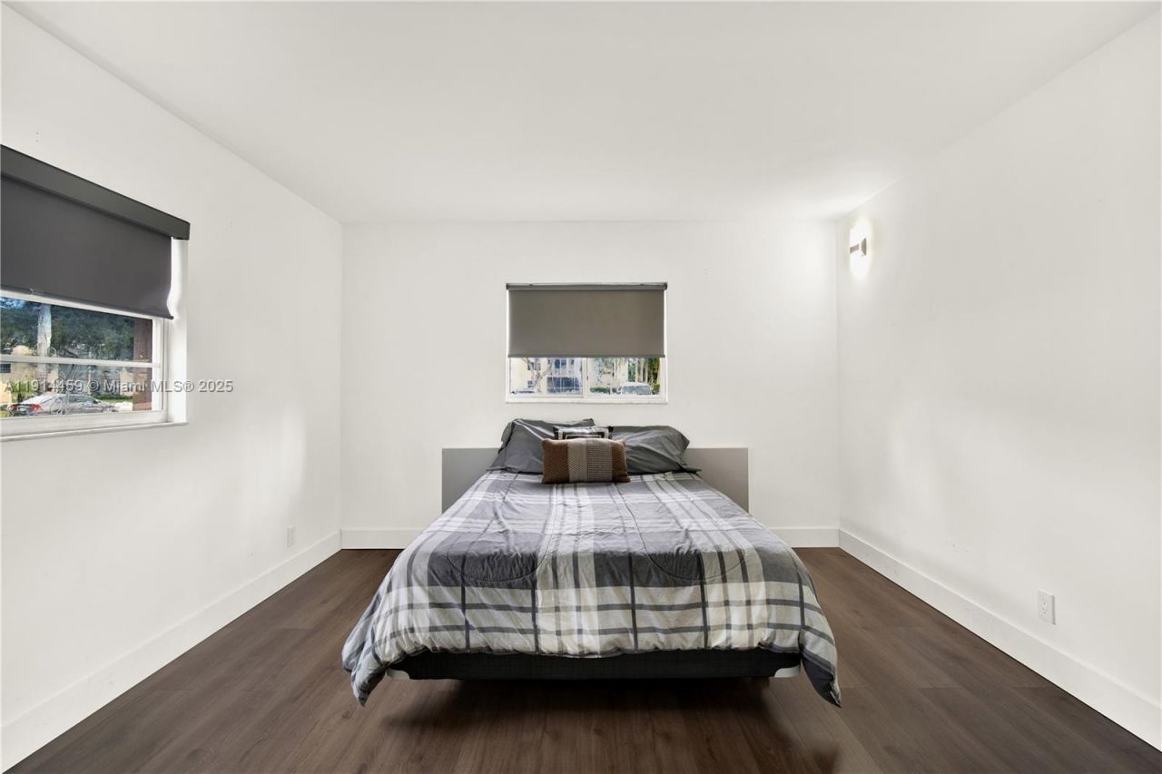 1100 SW 130th Ave, Unit 112H, Pembroke Pines, FL 33027 Photo