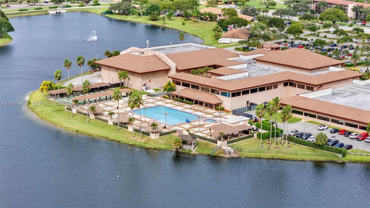 1100 SW 130th Ave, Unit 112H, Pembroke Pines, FL 33027 Photo