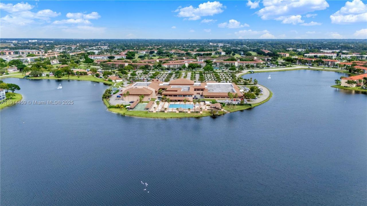 1100 SW 130th Ave, Unit 112H, Pembroke Pines, FL 33027 Photo