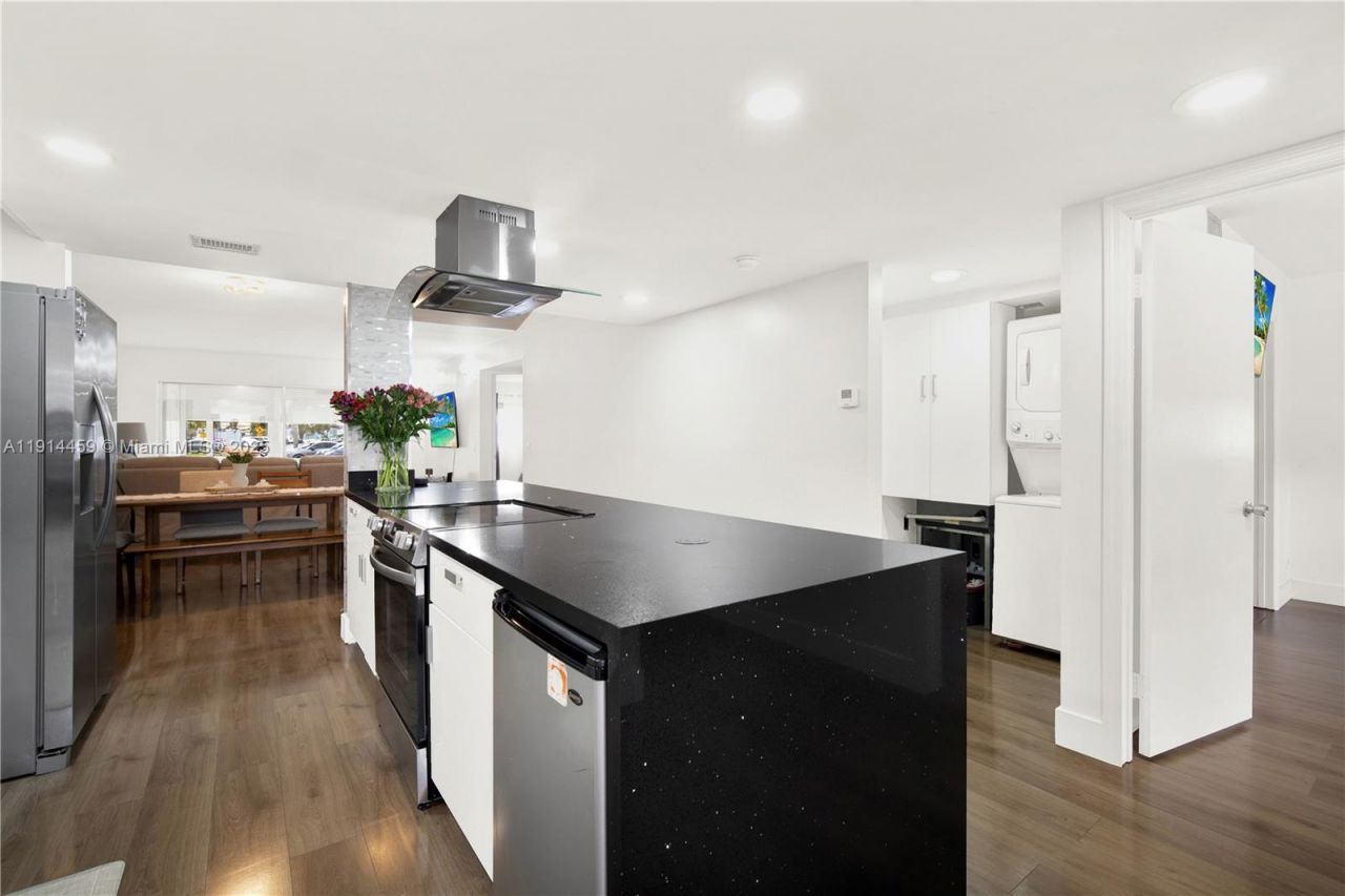 1100 SW 130th Ave, Unit 112H, Pembroke Pines, FL 33027 Photo