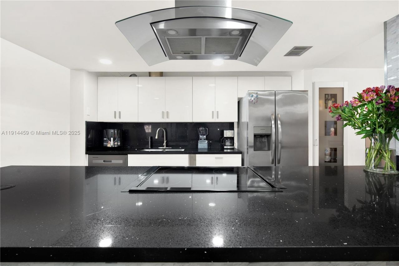 1100 SW 130th Ave, Unit 112H, Pembroke Pines, FL 33027 Photo