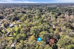 497 Renau Boulevard photo 4