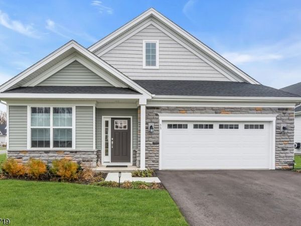 55 Emerald Road, Plumsted, NJ 08533