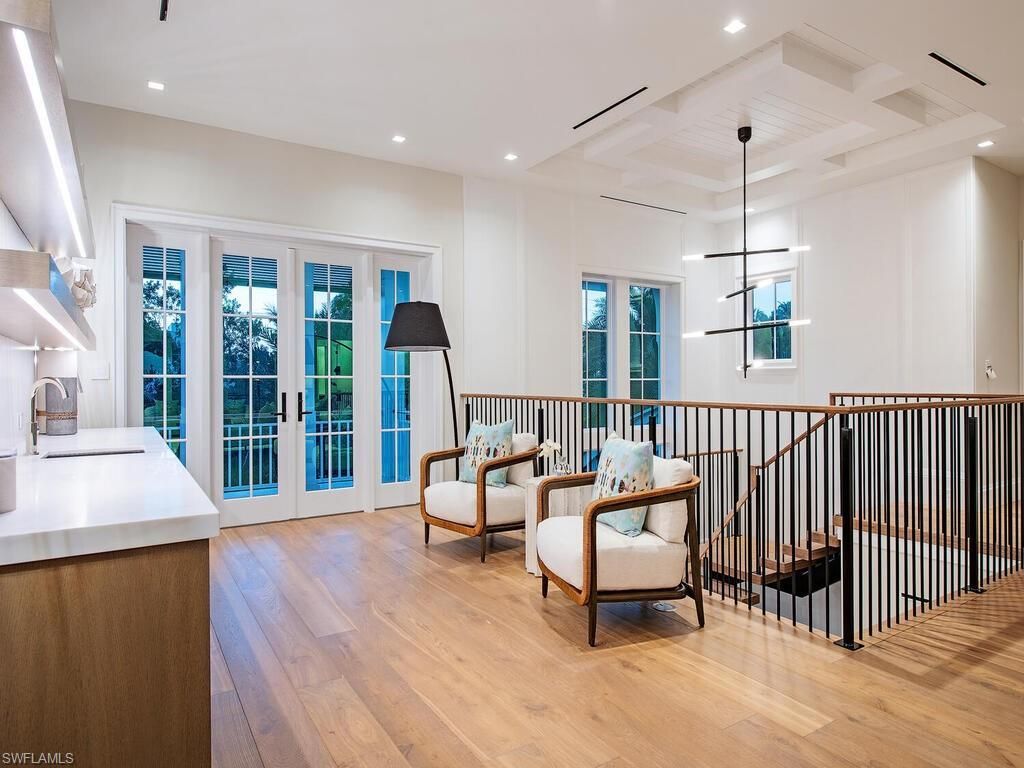 1675 Gordon Dr, Naples, FL 34102 Photo