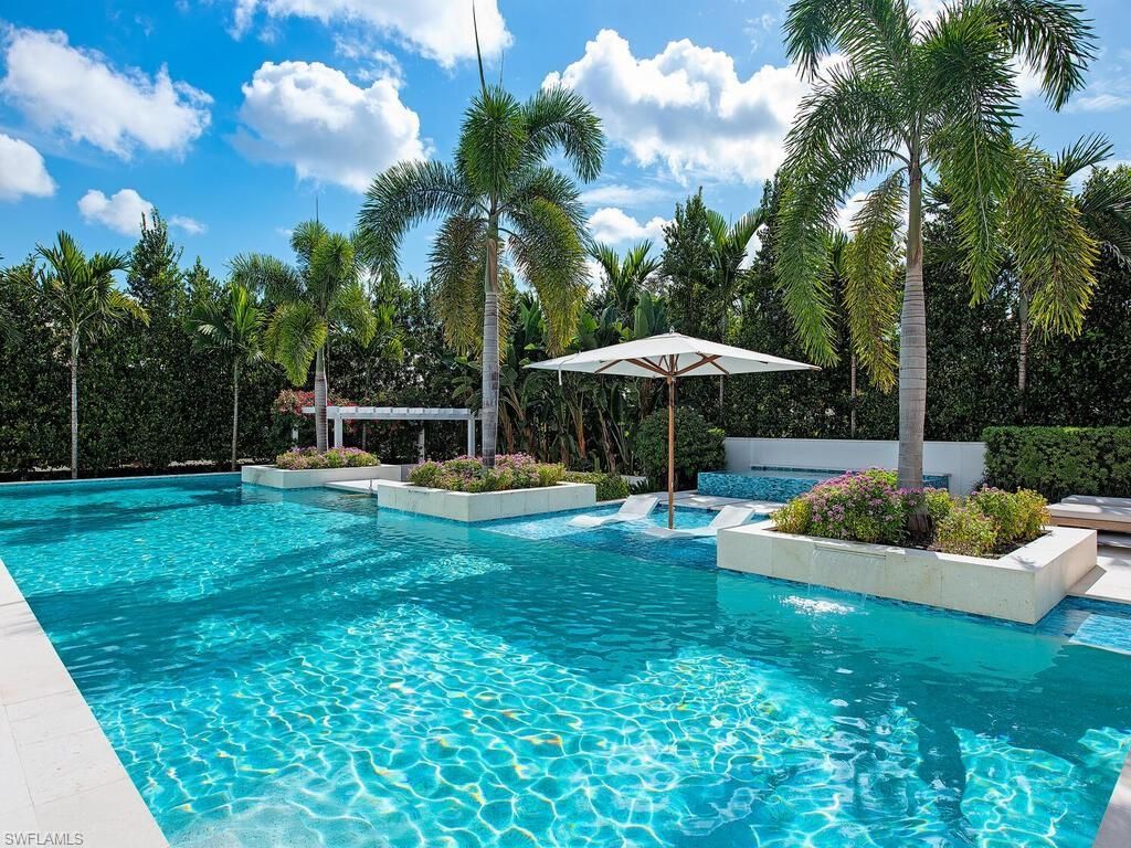 1675 Gordon Dr, Naples, FL 34102 Photo