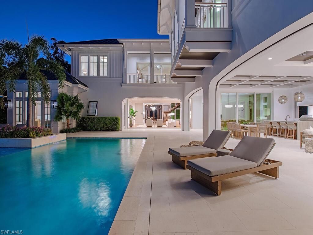 1675 Gordon Dr, Naples, FL 34102 Photo