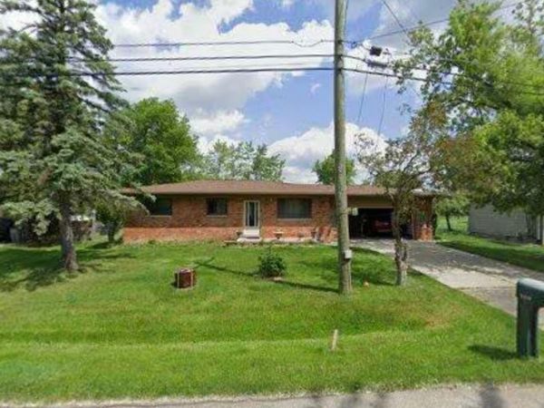 30882 Leelane Street, Farmington Hills, MI 48336
