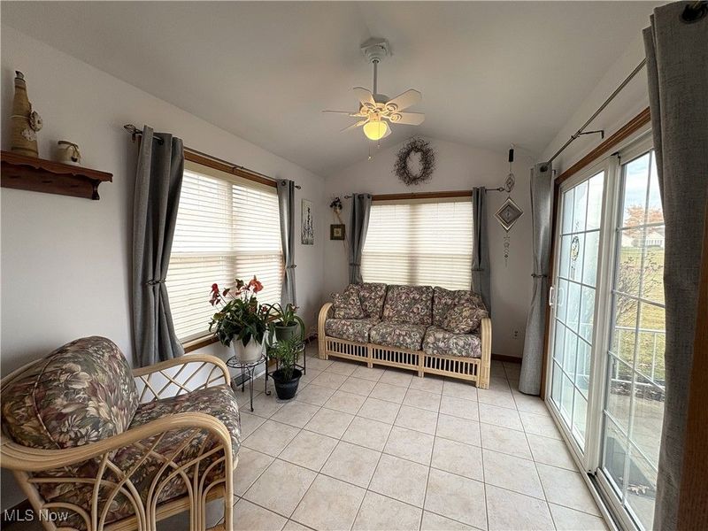 2003 E County Line Road, Mineral Ridge, OH 44440 Photo 15