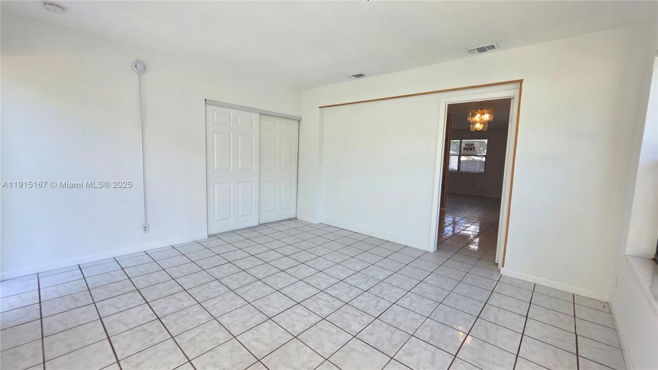 525 NE 132nd Ter, Unit 525 or 527, North Miami, FL 33161 Photo