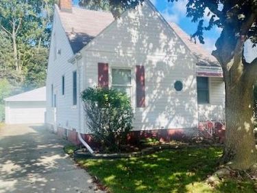 24926 Hickory Street, Dearborn, MI 48124