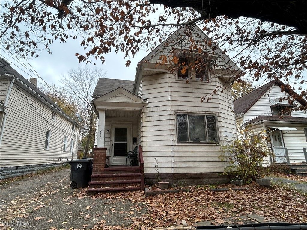 3641 E 54th Street, Cleveland, OH 44105 Main Photo