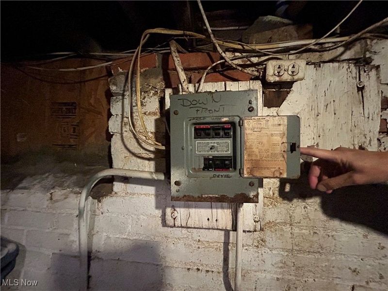 3641 E 54th Street, Cleveland, OH 44105 Photo 17