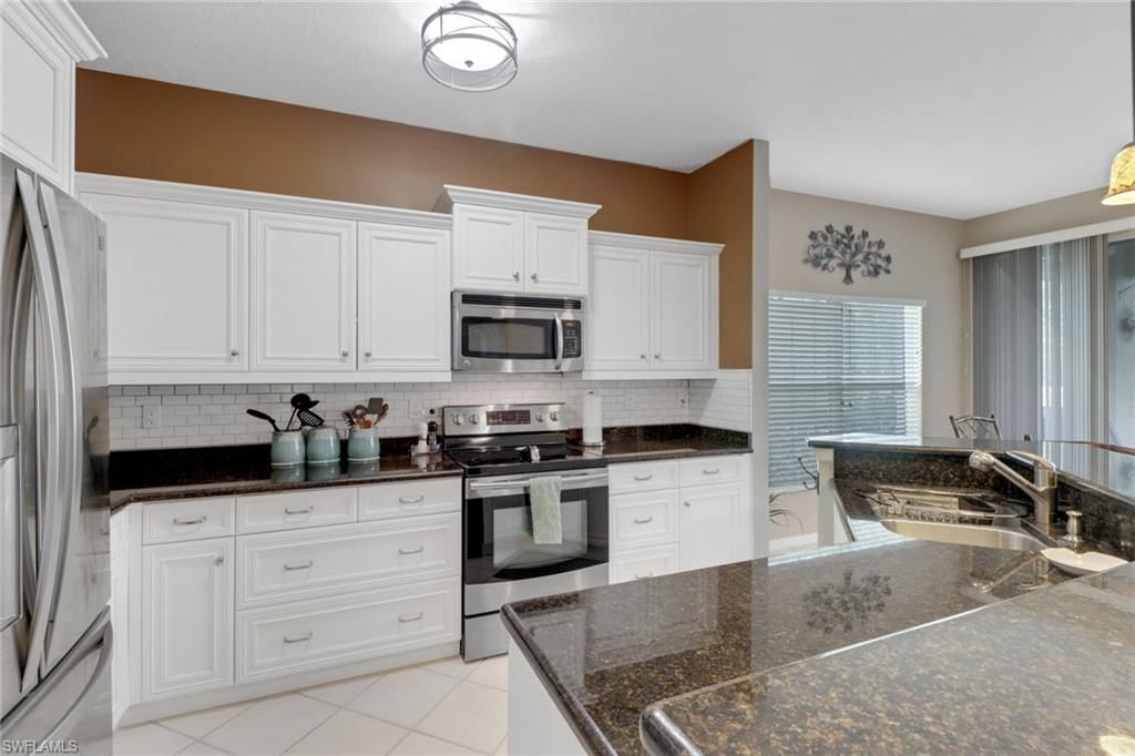 5325 Andover Dr, Unit 101, Naples, FL 34110 Photo