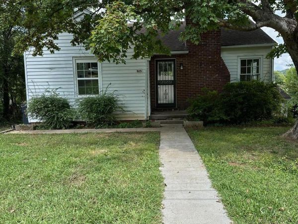 825 Gertrude Ave, Knoxville, TN 37920