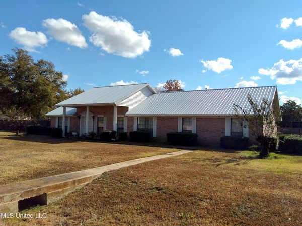 200 Flemming Lane, Indianola, MS 38751