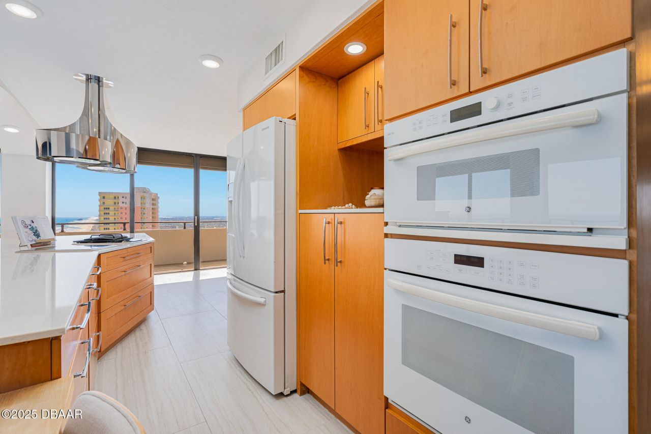 2200 N Atlantic Avenue, Unit 1502, Daytona Beach, FL 32118 Photo