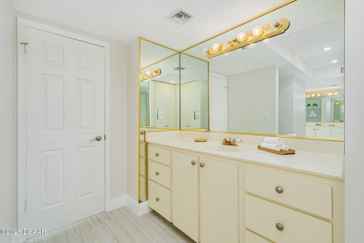 2200 N Atlantic Avenue, Unit 1502, Daytona Beach, FL 32118 Photo