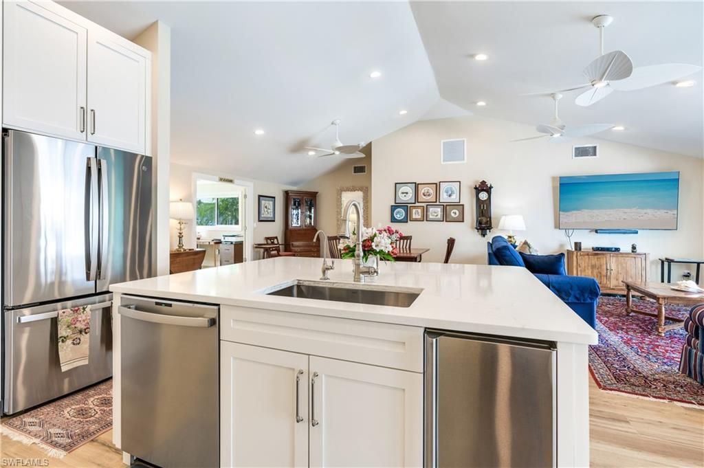 734 Sand Dollar Dr, Sanibel, FL 33957 Photo