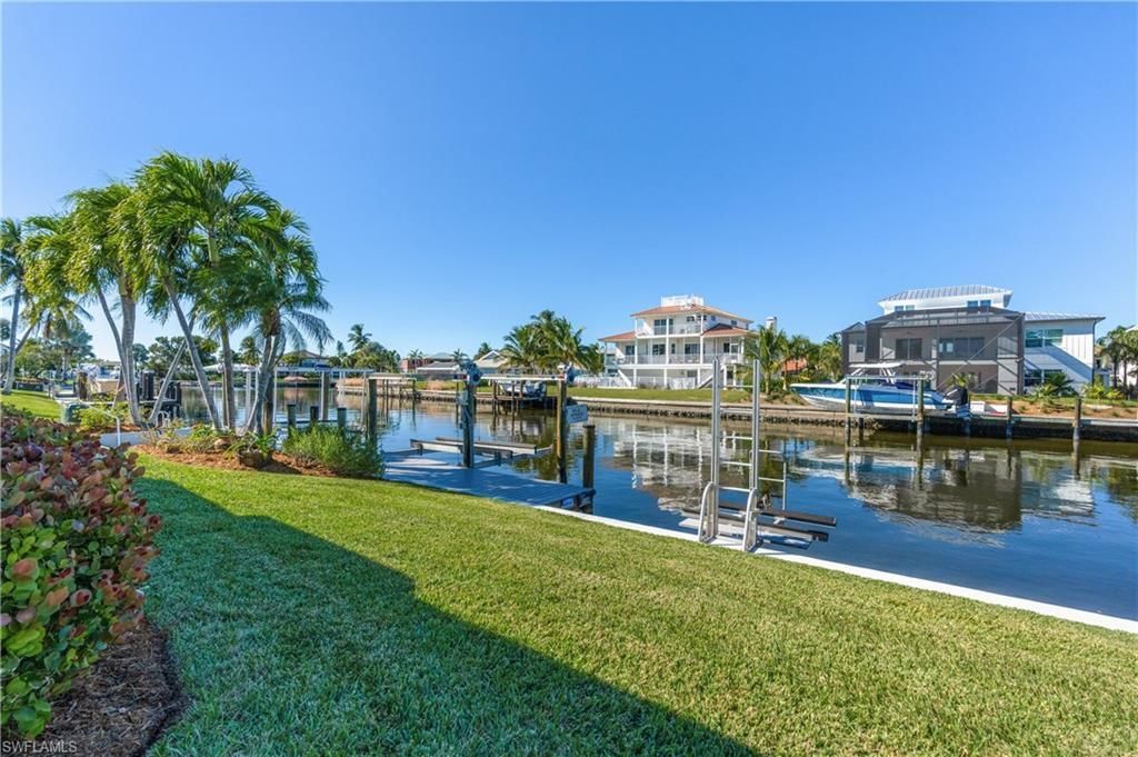 734 Sand Dollar Dr, Sanibel, FL 33957 Photo