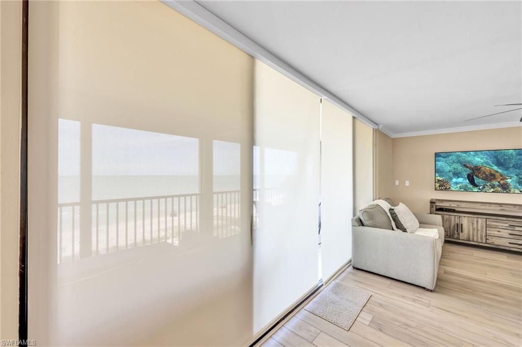 9653 Gulf Shore Dr, Unit 402, Naples, FL 34108 Photo