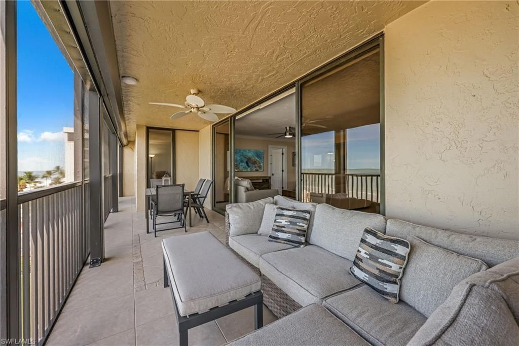 9653 Gulf Shore Dr, Unit 402, Naples, FL 34108 Photo