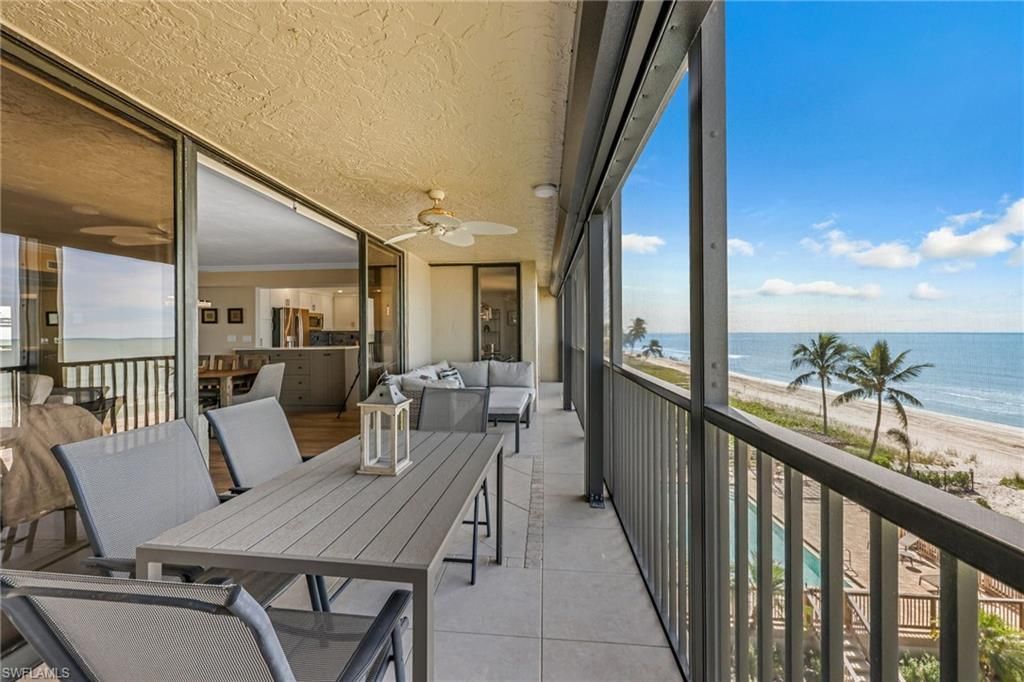 9653 Gulf Shore Dr, Unit 402, Naples, FL 34108 Photo