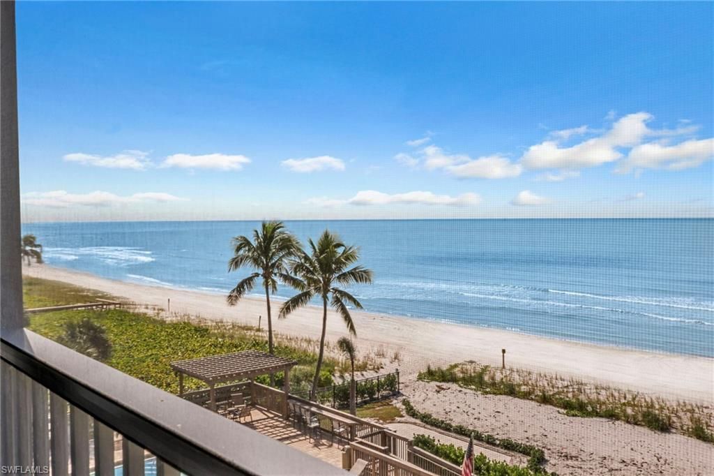 9653 Gulf Shore Dr, Unit 402, Naples, FL 34108 Photo