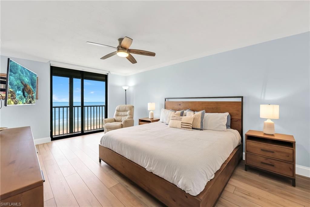 9653 Gulf Shore Dr, Unit 402, Naples, FL 34108 Photo