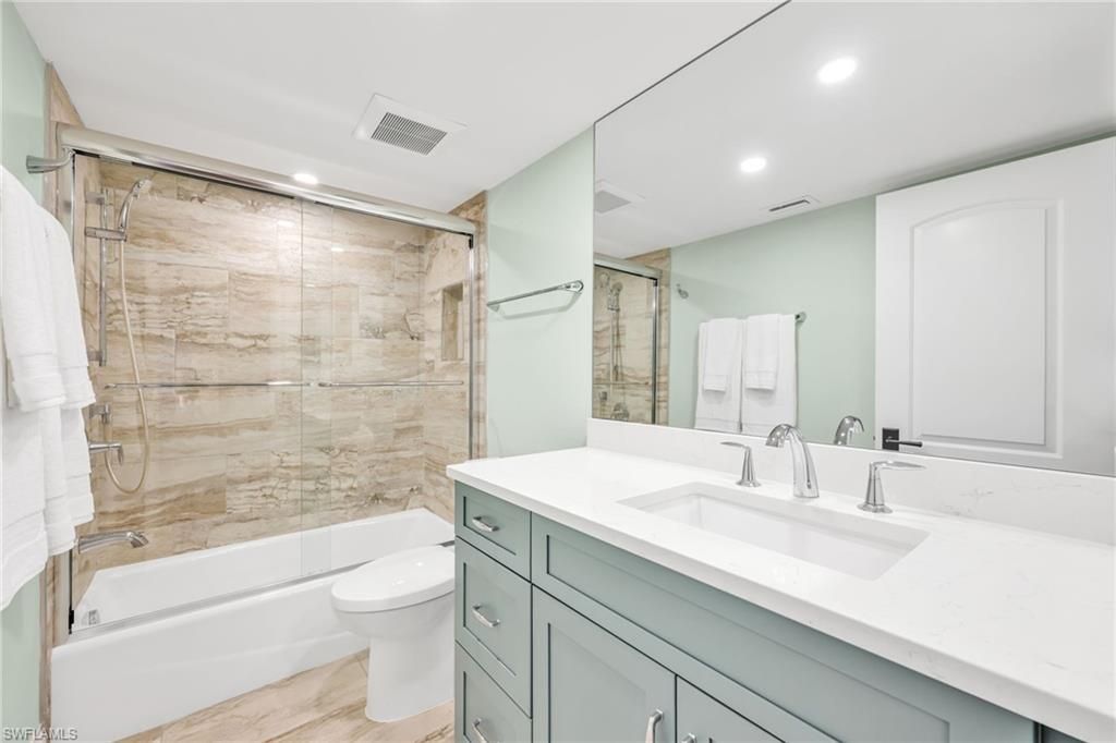 9653 Gulf Shore Dr, Unit 402, Naples, FL 34108 Photo