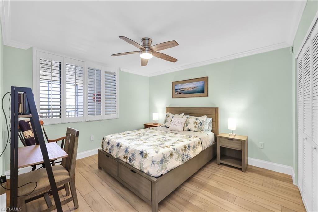 9653 Gulf Shore Dr, Unit 402, Naples, FL 34108 Photo