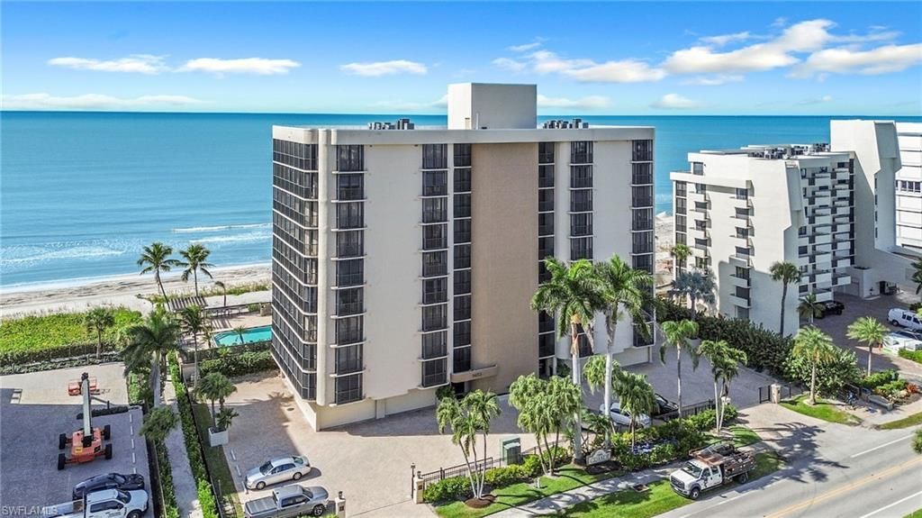 9653 Gulf Shore Dr, Unit 402, Naples, FL 34108 Photo