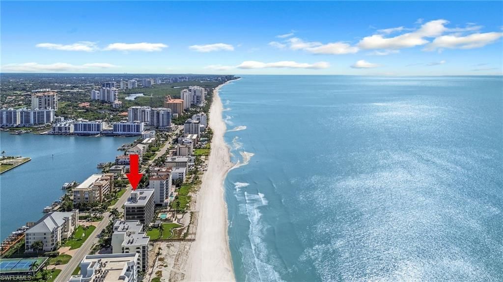 9653 Gulf Shore Dr, Unit 402, Naples, FL 34108 Photo